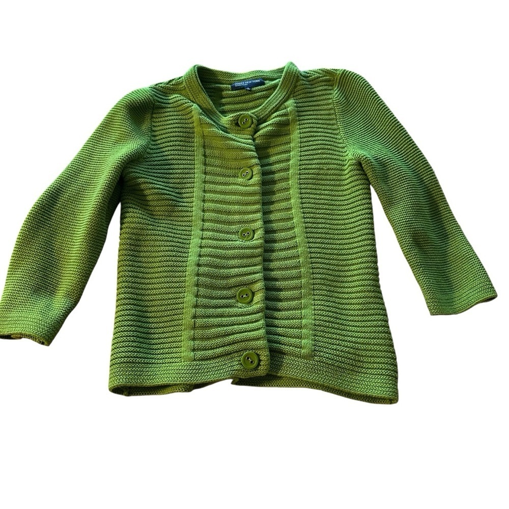 Jones New York Vibrant Green Knit Sweater pit to pit 17, length 24"